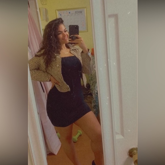 Meet your Posher, Cristina - Picture 5 of 6